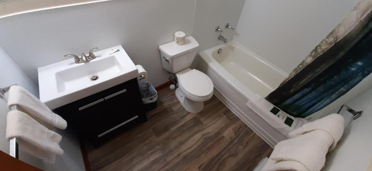 Super Nights Inn Sault Ste. Marie Ngoại thất bức ảnh