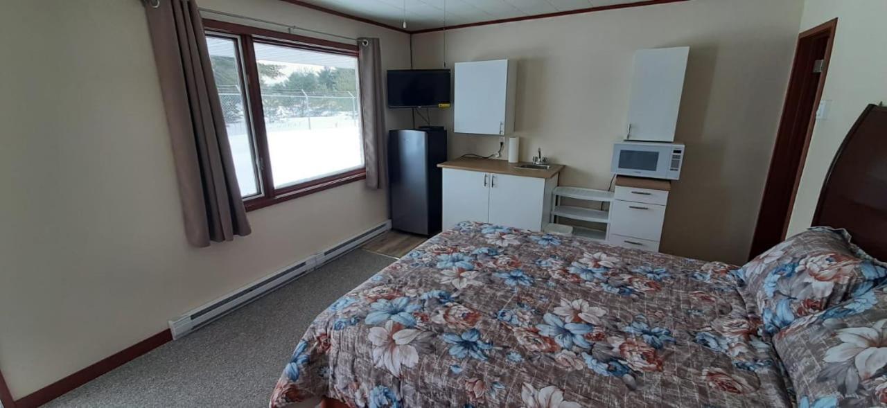 Super Nights Inn Sault Ste. Marie Ngoại thất bức ảnh