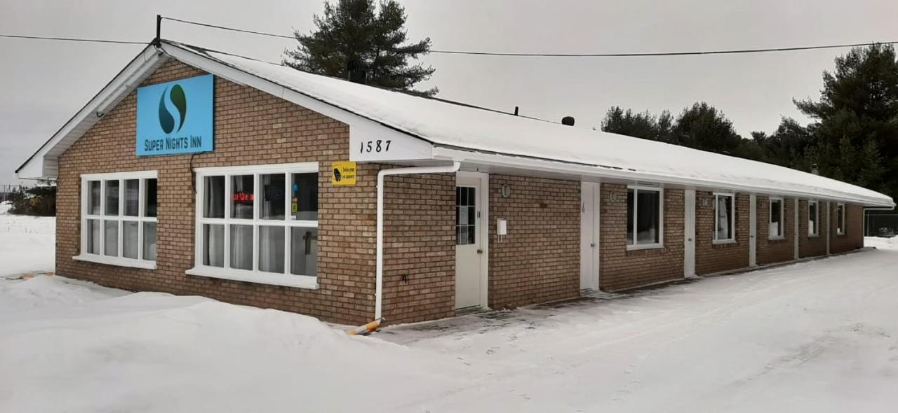 Super Nights Inn Sault Ste. Marie Ngoại thất bức ảnh